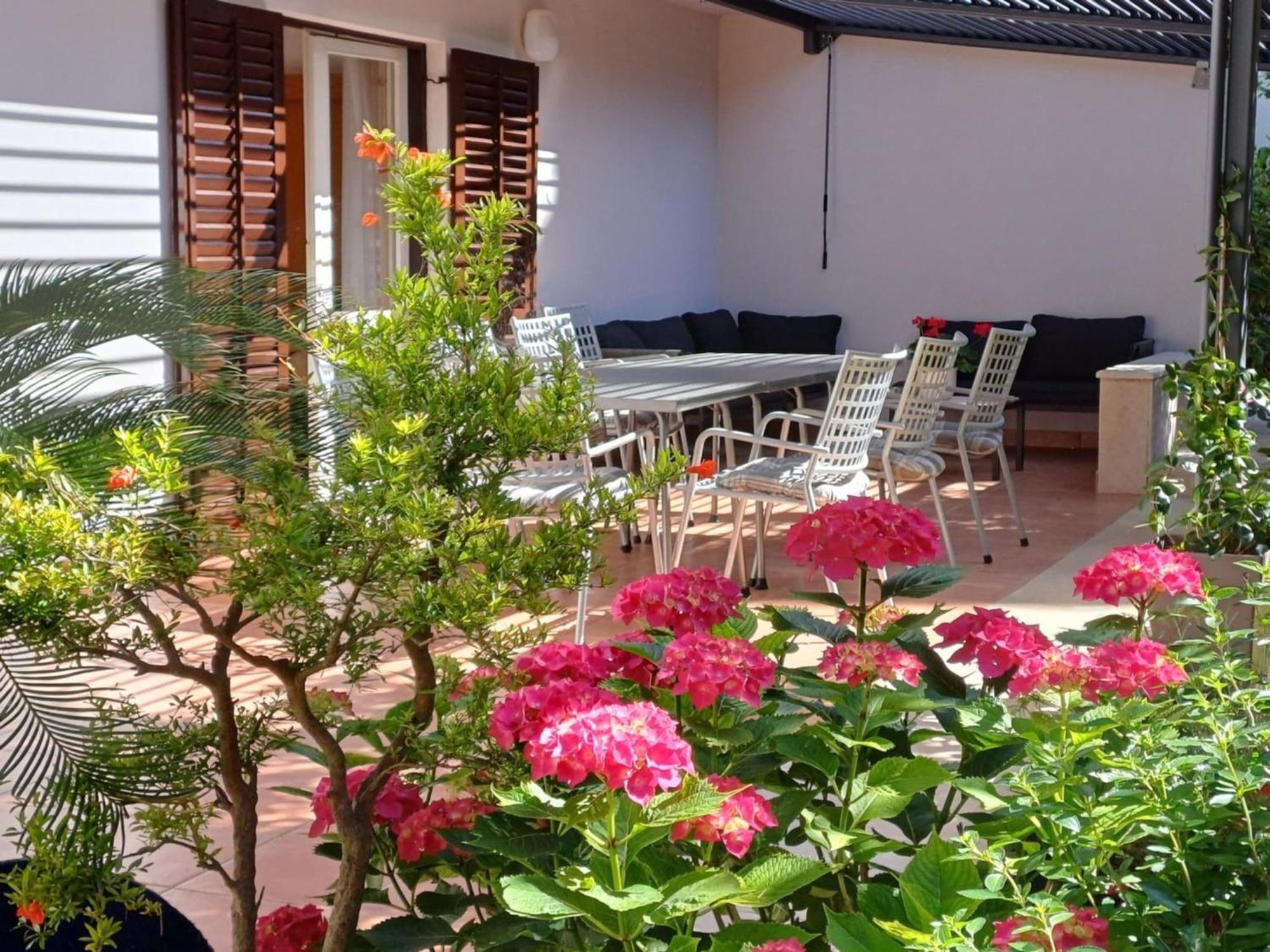 Holiday home Sunny Street - Alba *